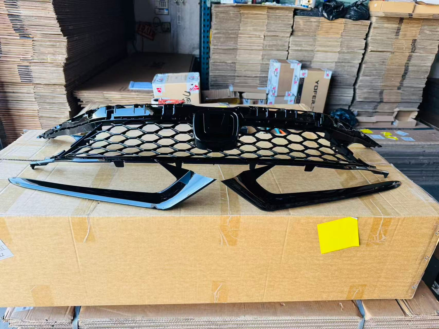 SWA 2025-2026 11.5th Gen Facelifted Civic Gloss Black Type R Style Upper Grille