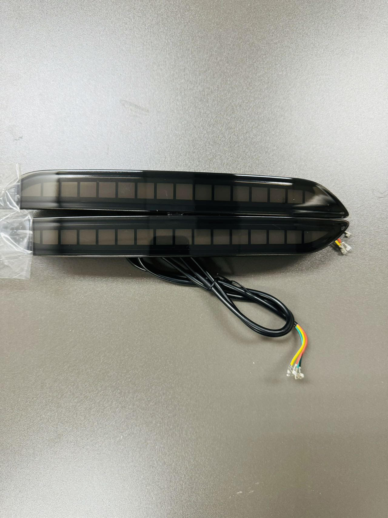 SWA 2022-2025 Honda 11th Gen Civic Hatchback 2Pcs Rear Reflector LED Bumper Sequential Lights (Plug in and Play)