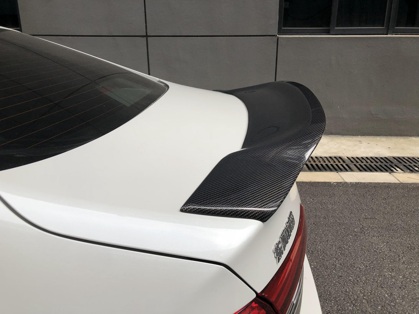 SWA 2022-2025  Honda Civic 11th Gen Sedan Carbon Fiber R Style Spoiler