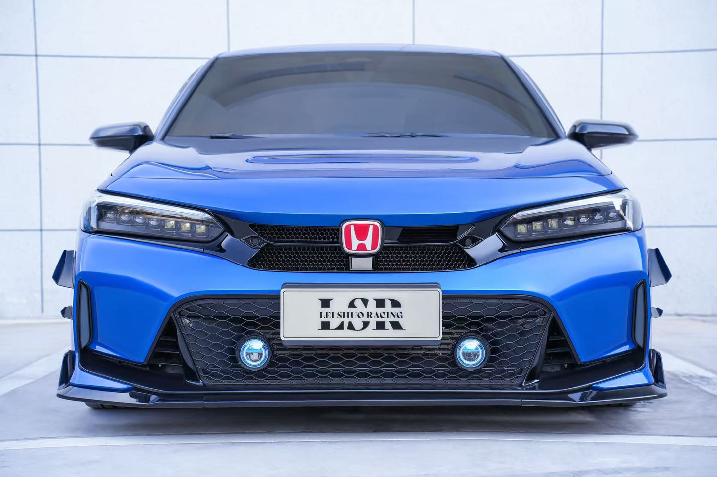 
                  
                    SWA 2022-2024 11th Gen Honda Civic Hatchback and SI GLOSS BLACK V Style Grille
                  
                